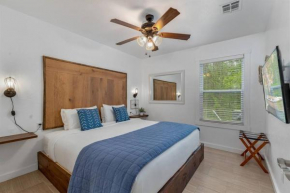 Cozy Cottage • King Bed • Grove • Kayaks • Boat Parking